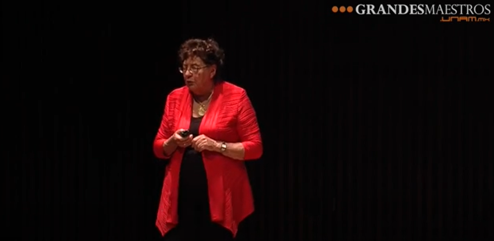 Herminia Pasantes en Grandes Maestros.UNAM (segunda sesión 2/4)